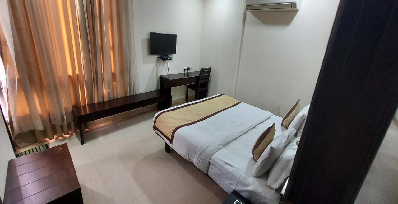 Hotel The Orion Jaipur Buitenkant foto